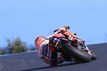 MotoGP, Phillip Island, Libere 3: Marquez al top in una sessione molto lenta