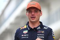 Max Verstappen bromea sobre las 'reglas papaya' de McLaren F1