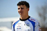 Hadjar se ríe ante la sugerencia de que ya sabe con qué equipo de F1 correrá en 2026