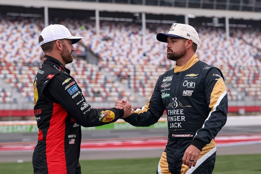 Ricky Stenhouse Jr. (right) and Austin Dillon (left) before Cup practice