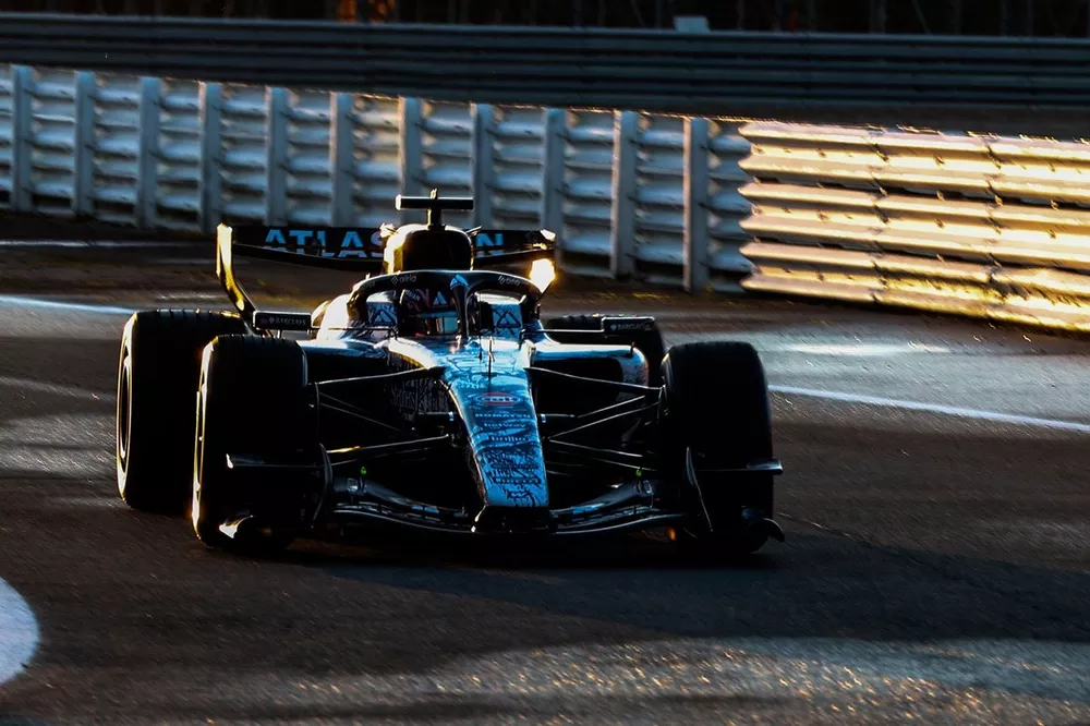 Williams FW48 