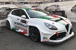 Consegnata al Team V-Action la prima Alfa Romeo della Romeo Ferraris