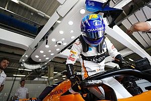 Alonso start dari pit lane usai ganti sayap depan