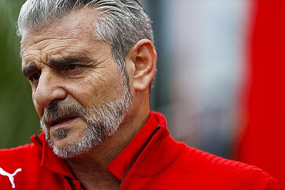 Arrivabene preve un GP “difícil” para Ferrari en Inglaterra