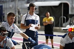 Такая работа. Специалист по физподготовке механиков Williams