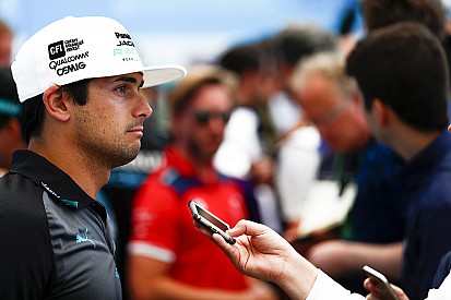 Piquet, Alonso'yu "her geçen gün büyüyen" Formula E'de görmek istiyor