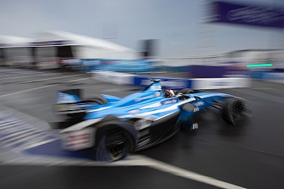 New York ePrix: Buemi on pole for finale, di Grassi shunts