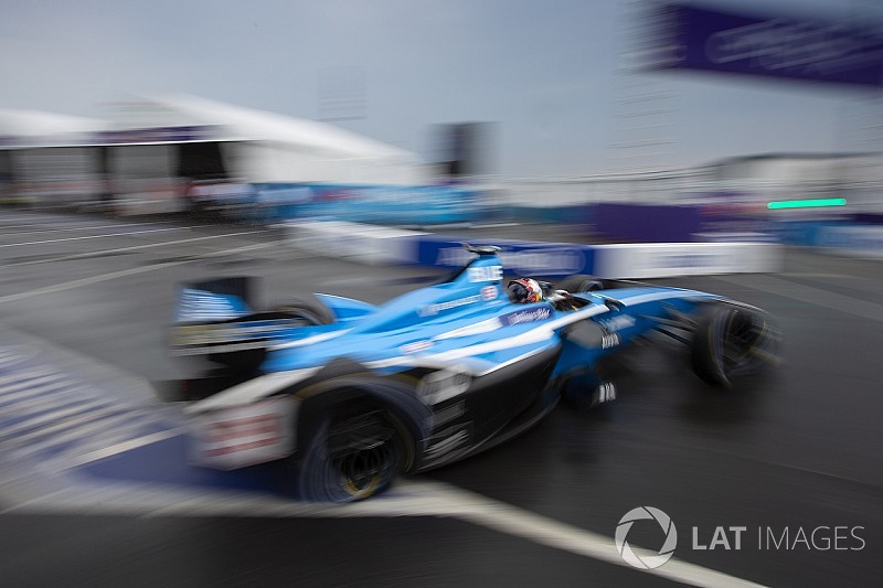 New York ePrix: Buemi on pole for finale, di Grassi shunts