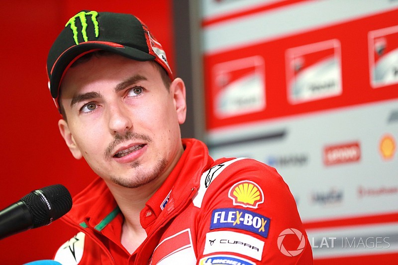 Lorenzo nog in dubio over Ducati-toekomst: “Komende drie races belangrijk”
