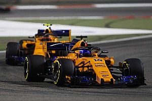 Retroscena McLaren: Alonso si è fatto doppiare per non restare a secco?