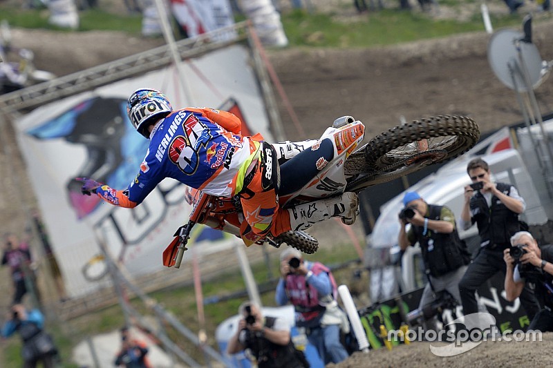 Herlings vince il primo confronto con Cairoli in Trentino