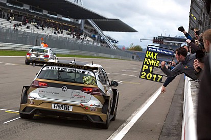La Mathilda Racing chiude con un'altra vittoria in Classe TCR al Nordschleife