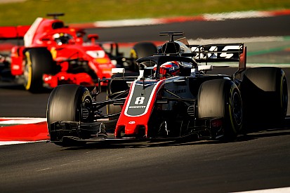 Még Hamiltont is meglepte a Haas fejlődése