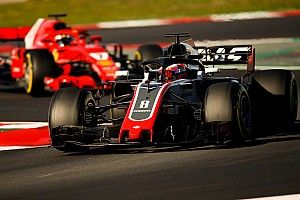 Még Hamiltont is meglepte a Haas fejlődése