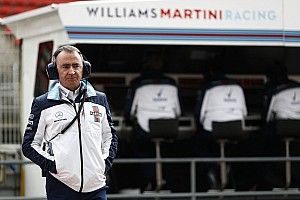Lowe niega que exista un "modo fiesta" en el motor Mercedes