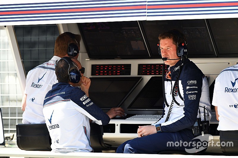 Smedley praat met andere partijen over toekomst in F1