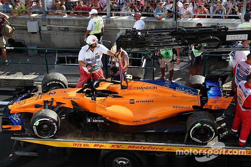 Хорнер назвал неразбериху в McLaren негативной для всей Формулы 1