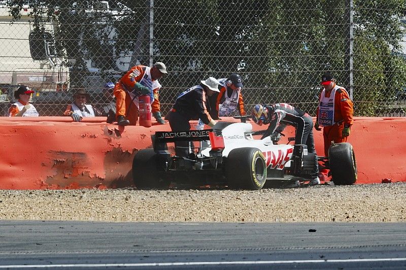 Romain Grosjean, Haas F1 Team, crash