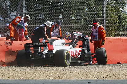 Grosjean mist tweede vrije training op Silverstone na harde crash
