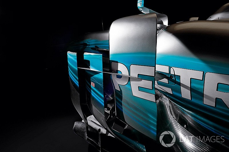 Video Mercedes: scopriamo i vantaggi che Petronas ha dato alla W08