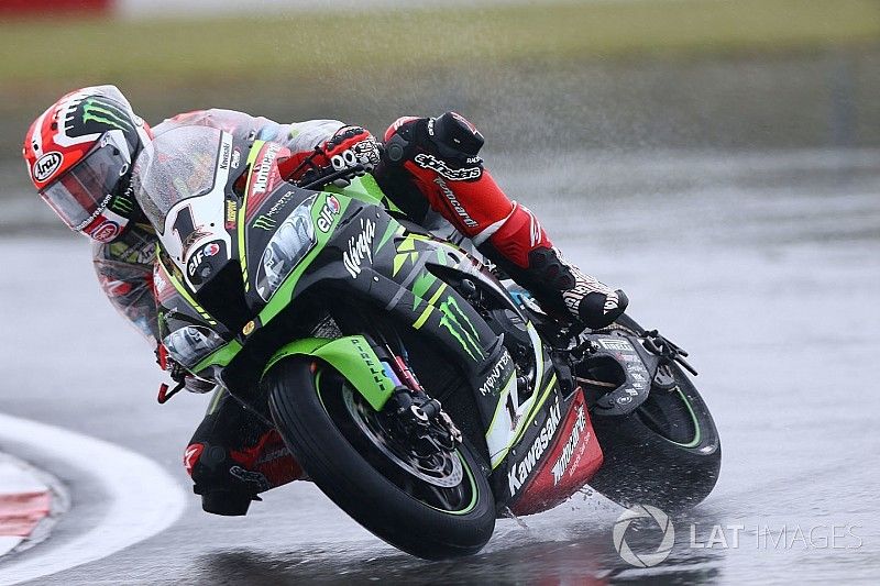 WorldSBK Inggris: Rea ungguli Sykes, Davies terjatuh