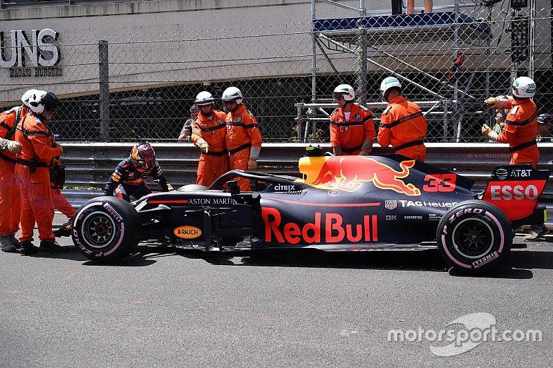 Red Bull le dice a Verstappen que cambie