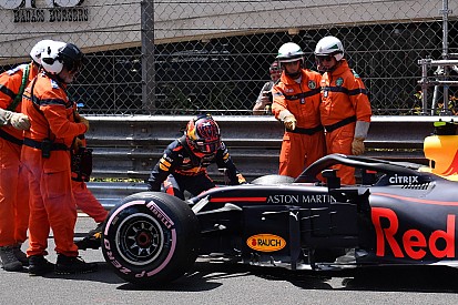 Red Bull: il cambio di Verstappen non è rotto, la RB14 si ripara in tempo!