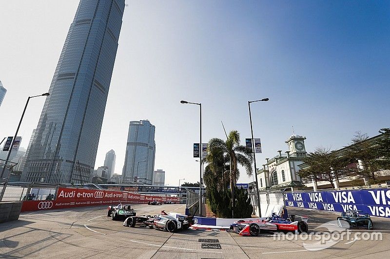 Maro Engel, Venturi Formula E, leads Nick Heidfeld, Mahindra Racing