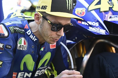 Rossi kritizálta Verstappent