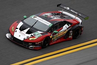 Video: The birth of a Lamborghini Squadra Corse car