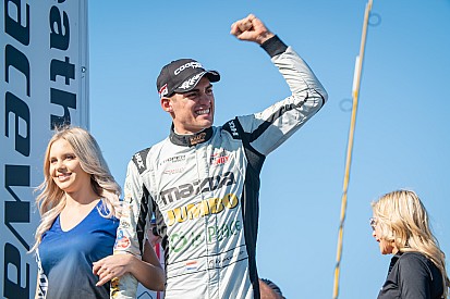 Wie is de Nederlandse IndyCar-debutant Rinus VeeKay?