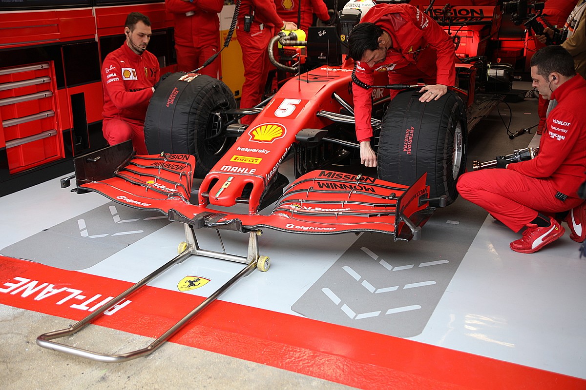 A Ferrari nem áll le: innovatív takargatási megoldás!