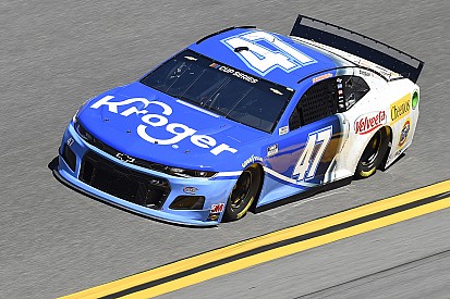Ricky Stenhouse Jr. se lleva la pole para Daytona 500