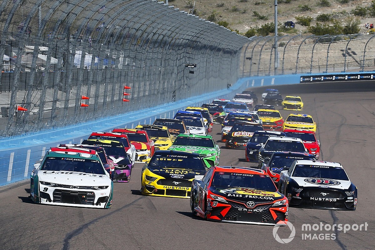 NASCAR talks “huge responsibility” as sport’s return nears