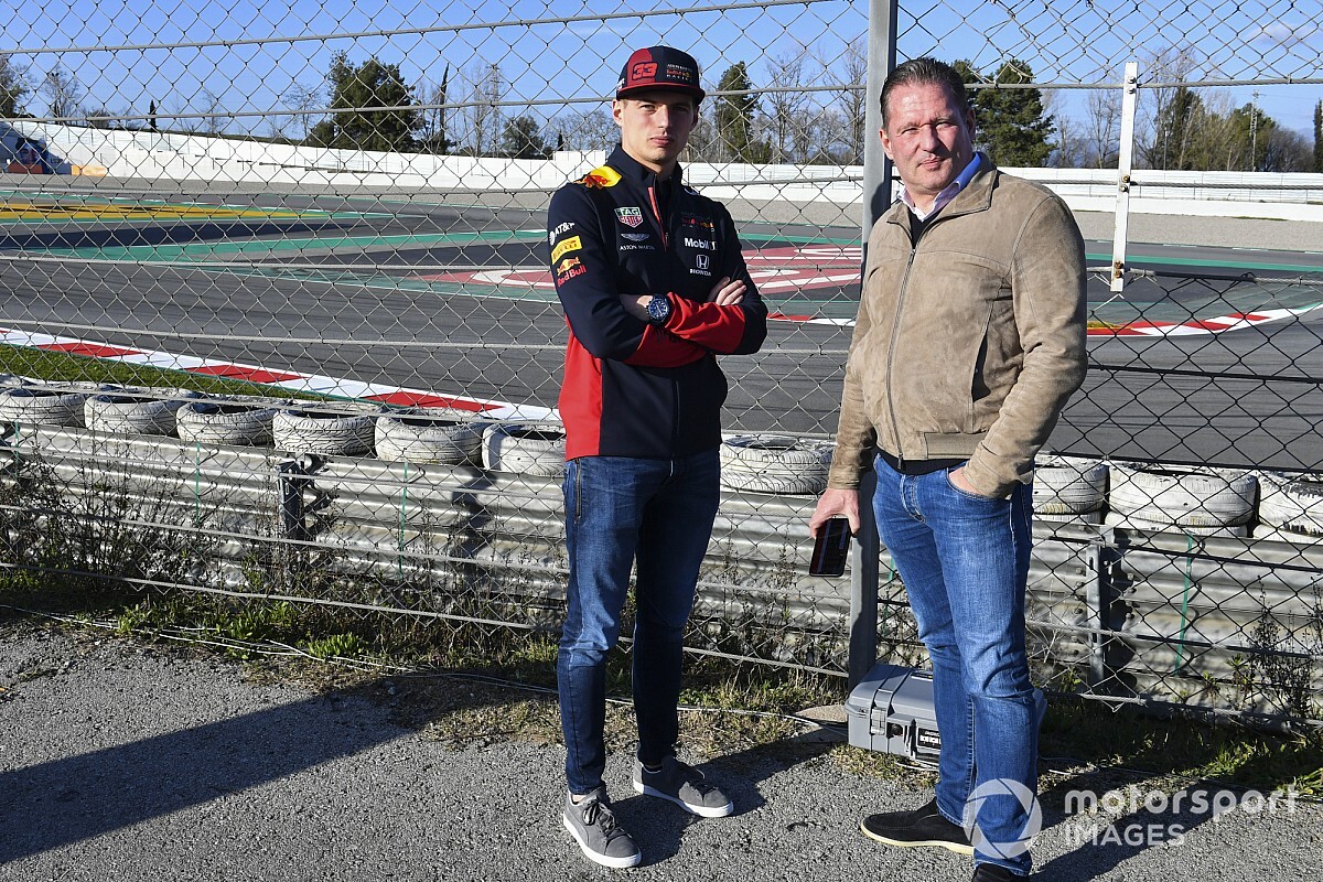 Verstappen hint op comeback als coureur en test LMP3-bolide