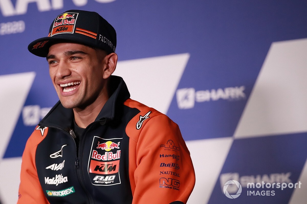 Martin: Rossi Pantas Jadi Rival Sekaligus Ayah Saya