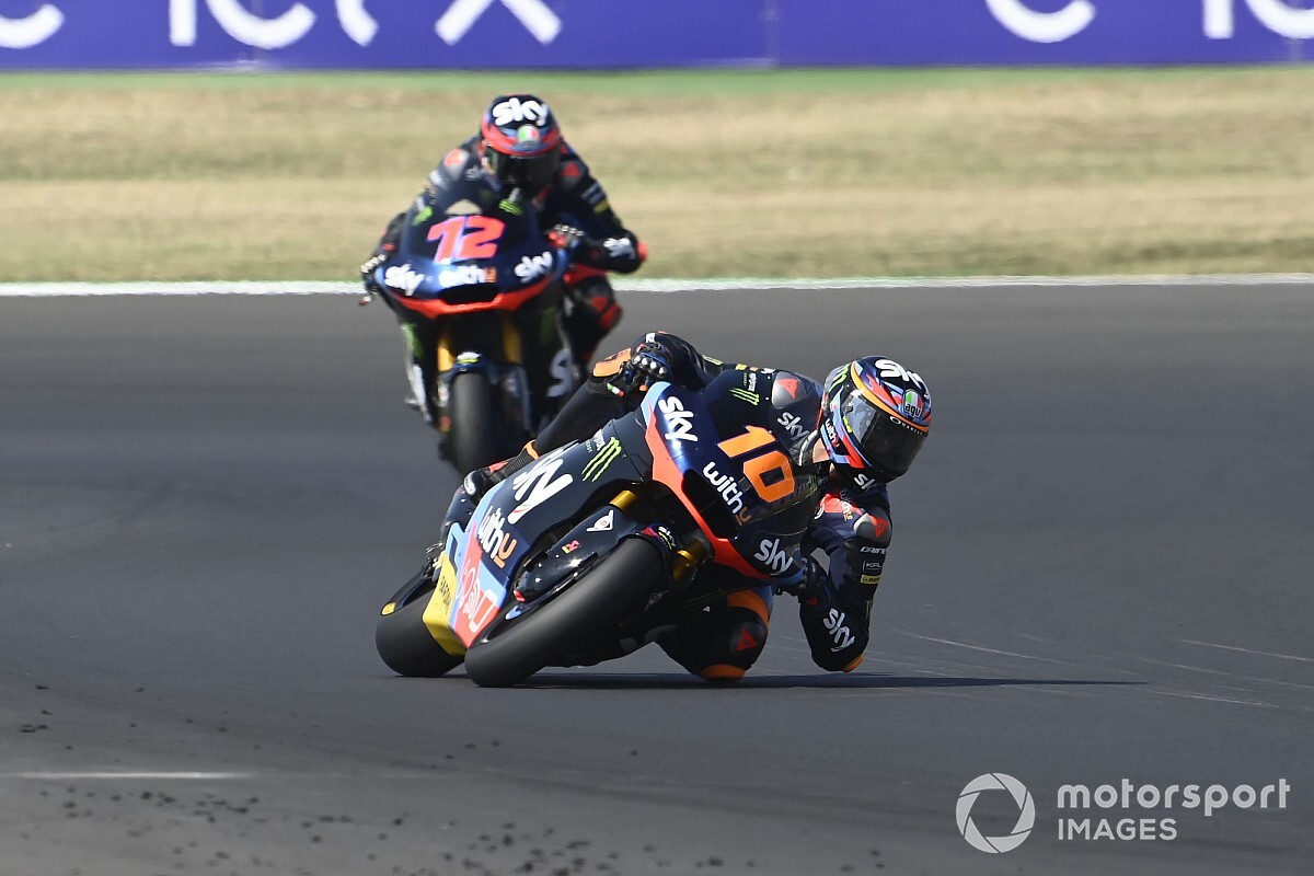 Moto2, Misano 2, Libere 2: Marini in vetta con record