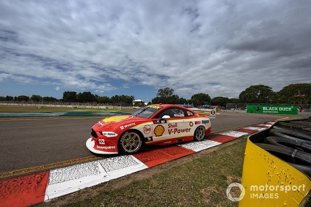 Townsville Supercars: Title contenders share Sunday poles