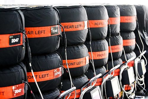 Verstappen advierte del peligro de quitar los calentadores en la F1