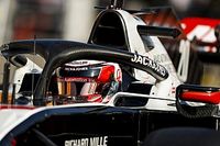 Magnussen explains gearbox issue that caused headache