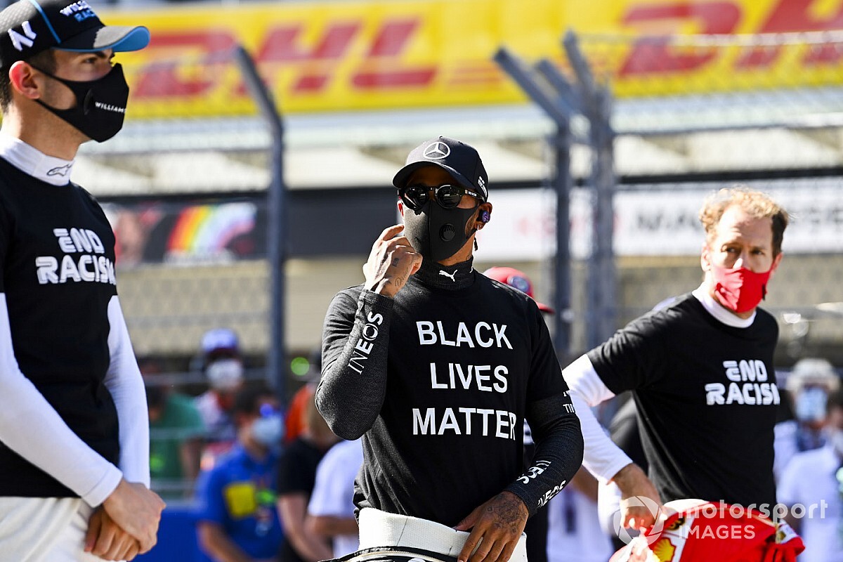 Hamilton: "FIA, yarışları heyecanlandırmak için kuralları değiştiriyor"
