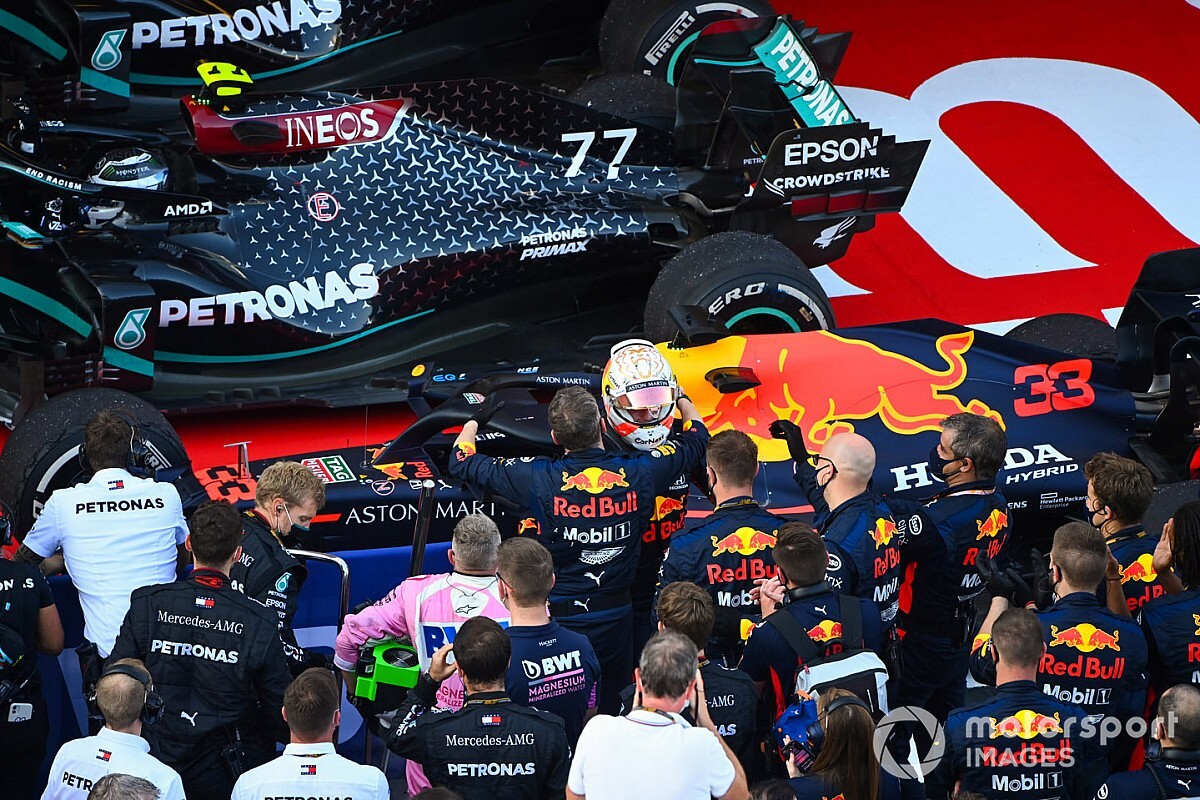 Red Bull Racing nie dostanie silników Mercedesa