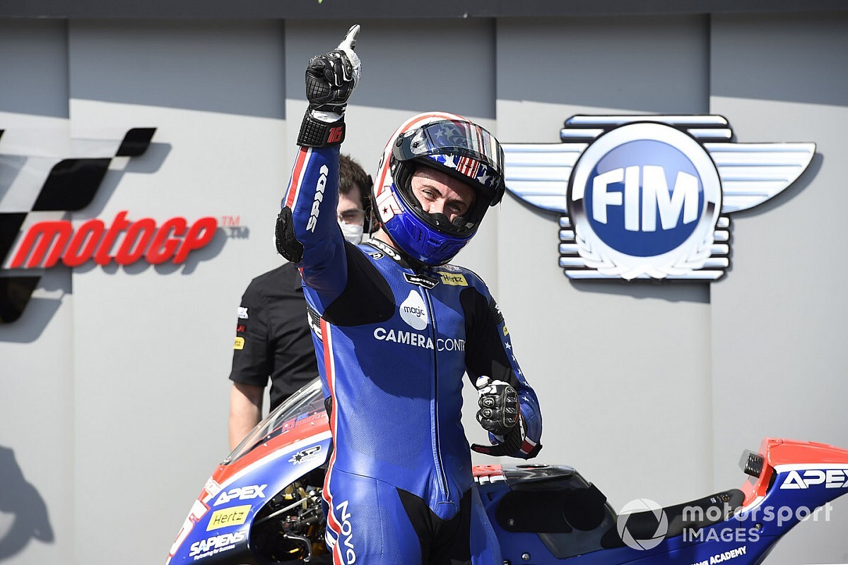 Moto2 - Brno: Joe Roberts reaparece para llevarse la pole