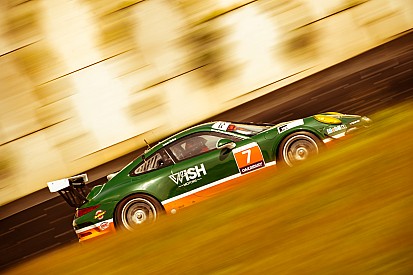 Porsche GT3 Cup: Lucas Salles larga na frente em Interlagos