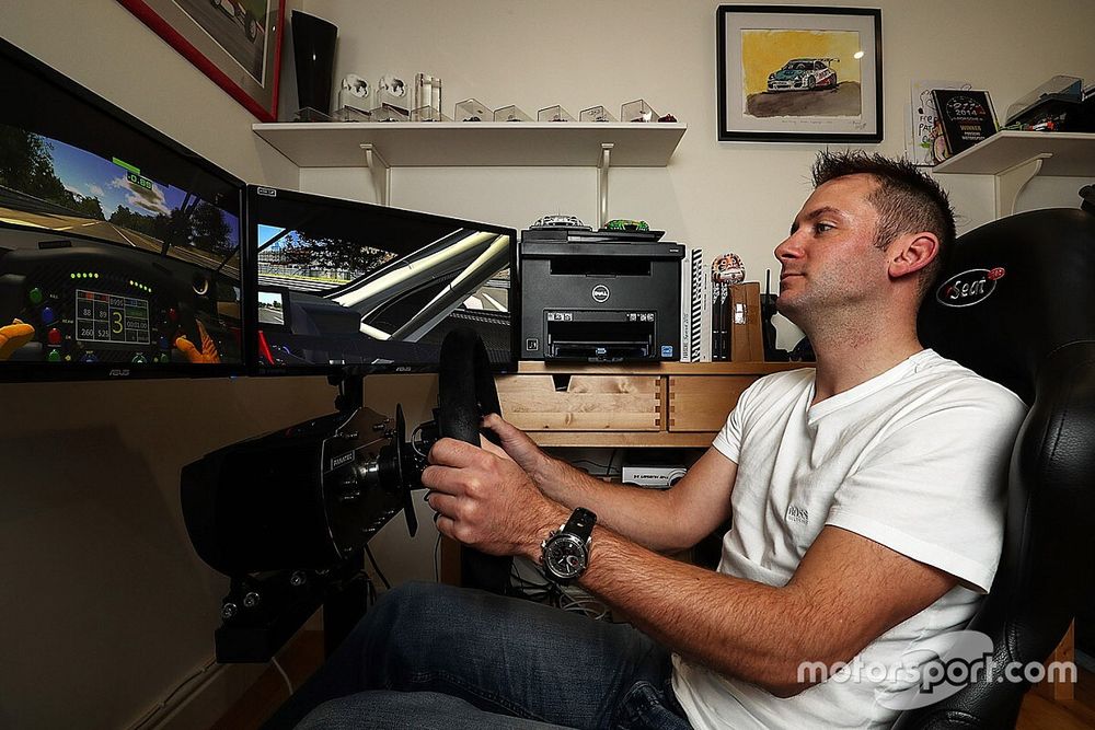 Nick Tandy, home simulator