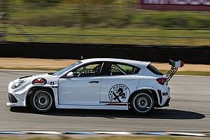 TCR: le Alfa Romeo di Romeo Ferraris volano nelle serie nazionali