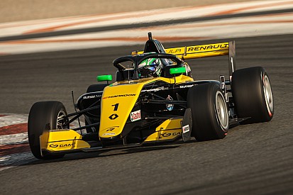 Fórmula Renault Eurocup: Collet retorna à Europa e retoma preparativos para início da temporada