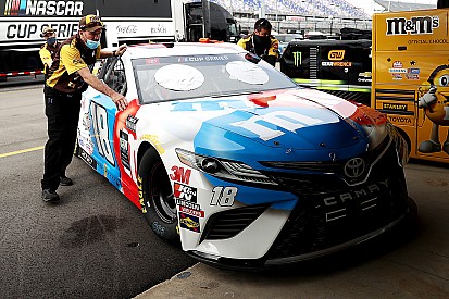 Les yeux se tournent vers la NASCAR, 1er championnat majeur de retour