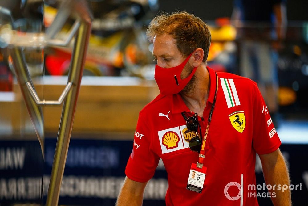 Vettel, Aston Martin ve Red Bull'u karşılaştırmak istemiyor