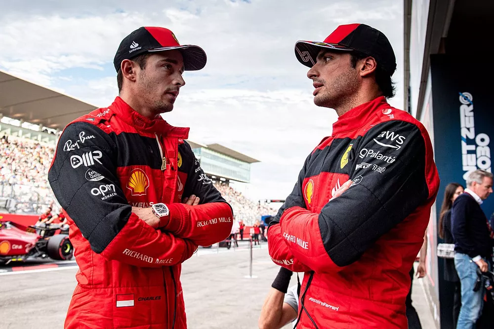 Charles Leclerc, Ferrari, et Carlos Sainz, Ferrari